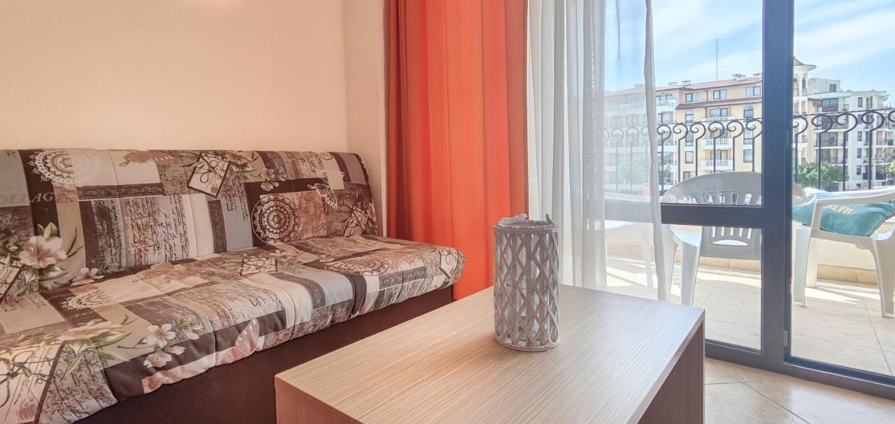 Royal Sun Apartments Солнечный берег Экстерьер фото