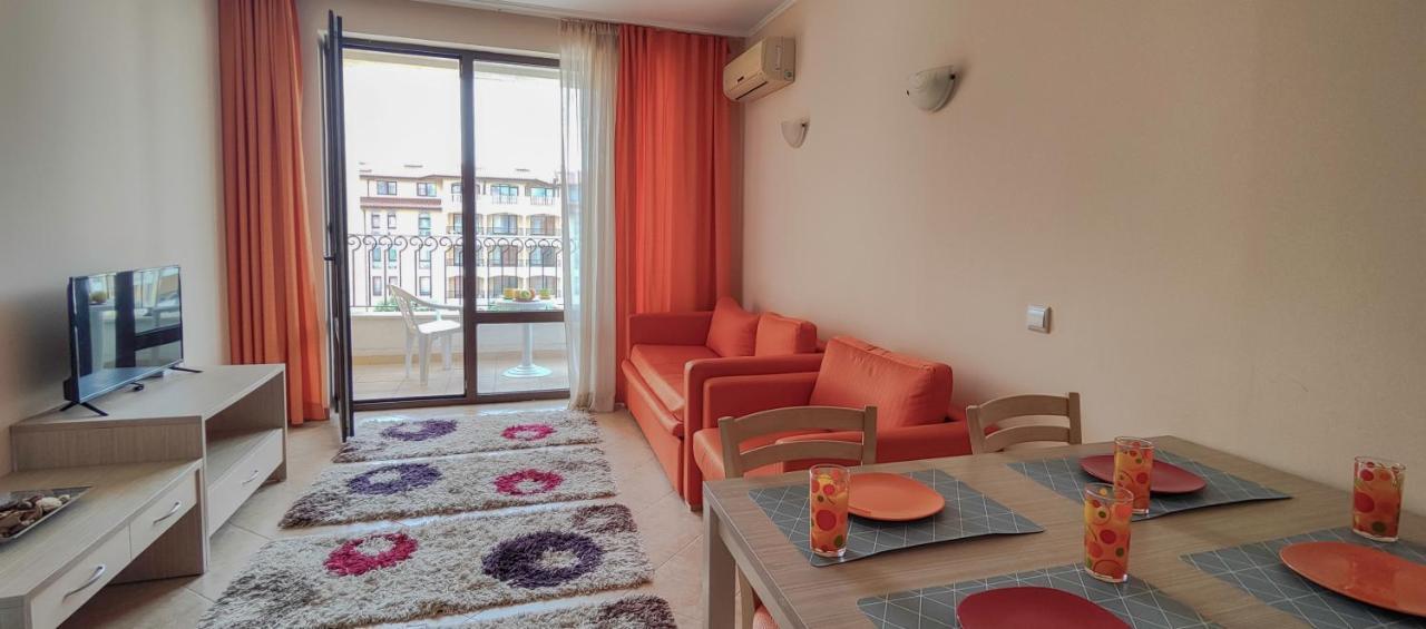 Royal Sun Apartments Солнечный берег Экстерьер фото