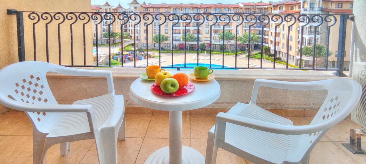Royal Sun Apartments Солнечный берег Экстерьер фото